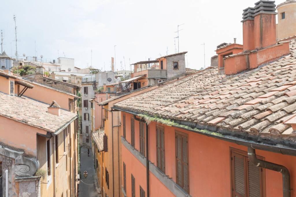 Vicolo Di San Celso By Varental * Roma