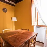 Luxury Apartment Piazza dei Coronari by Varental