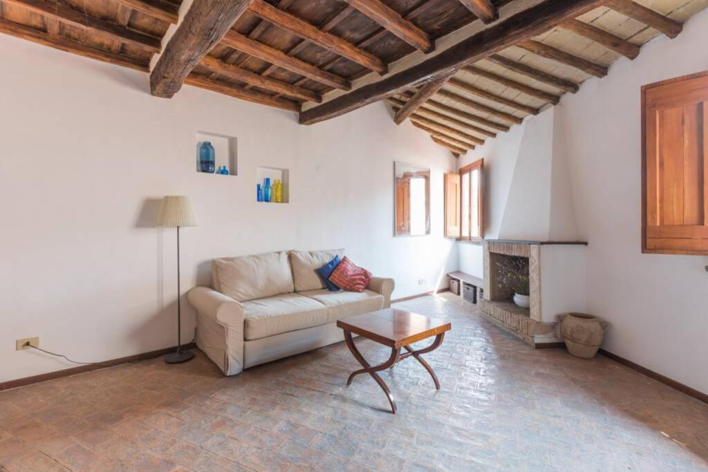 Luxury Piazza Dei Coronari By Varental Roma